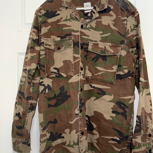 Zara Men's Green and Brown Camouflage Field Jacket - Picture 6 of 8